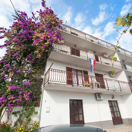 شقة B With Balcony Garden & Sea View سيغيت فغانييتْسا